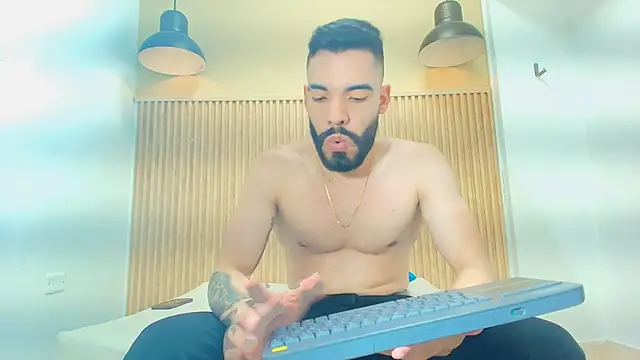 JEAN LEWIS2 online show from 28, 3, 2026