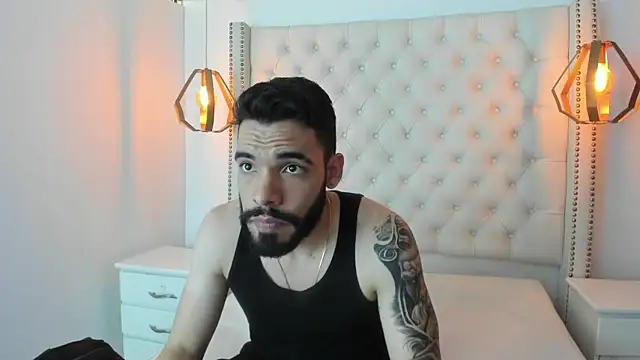 JEAN LEWIS2 online show from 15, 4, 2026