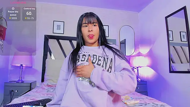 Violettaa Stone online show from 25, 4, 2026