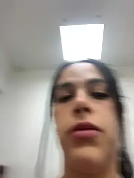 leila moretti online show from 4, 4, 2026