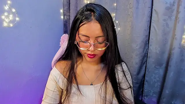 Snapshot of blue_sky18 chatting on 11, 6, 2026 blue sky18 online show from 11, 6, 2026