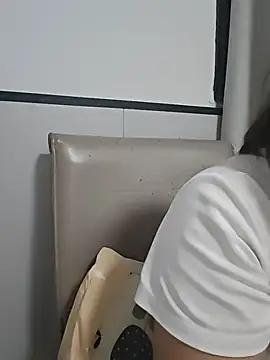 zxc81830 online show from 14, 4, 2026