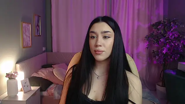 Snapshot of Winonna_Ryder chatting on 17, 3, 2026 Winonna Ryder online show from 17, 3, 2026