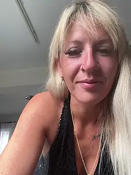AtomBlondy online show from 20, 5, 2026
