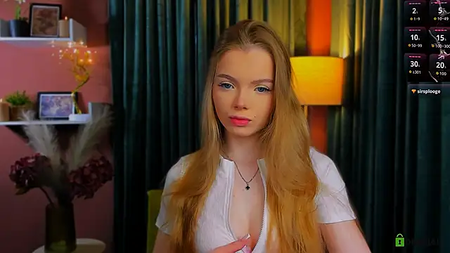 Snapshot of maddy_moah chatting on 1, 5, 2026 maddy moah online show from 1, 5, 2026