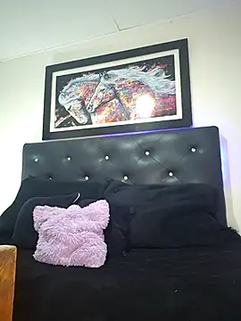 SabrinaWarren  online show from 26, 3, 2026