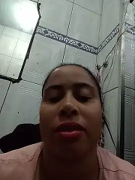 Snapshot of gatinha20257 chatting on 17, 5, 2026 gatinha20257 online show from 17, 5, 2026