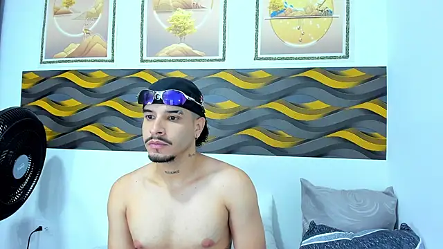 Leon Hotx online show from 16, 4, 2026