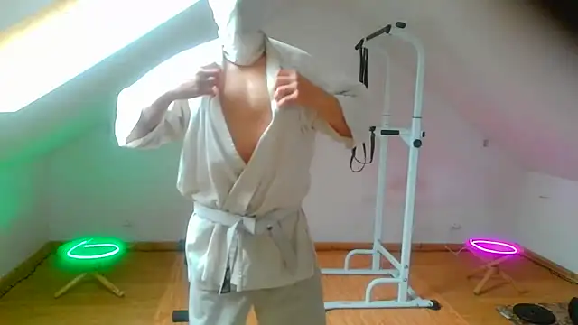 NinjaLaser online show from 3, 4, 2026