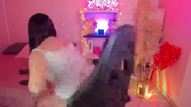 Julieth Caandy online show from 16, 4, 2026