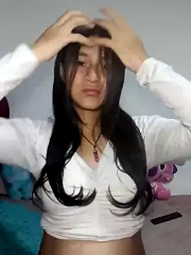 Snapshot of KarolaMendez chatting on 14, 6, 2026 KarolaMendez online show from 14, 6, 2026