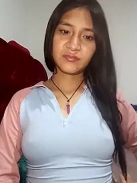 Snapshot of KarolaMendez chatting on 18, 6, 2026 KarolaMendez online show from 18, 6, 2026