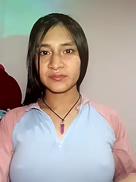 Snapshot of KarolaMendez chatting on 15, 7, 2026 KarolaMendez online show from 15, 7, 2026