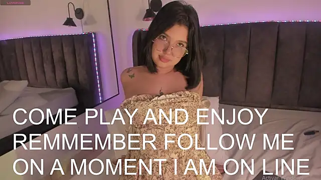 selena  smith1 online show from 26, 4, 2026