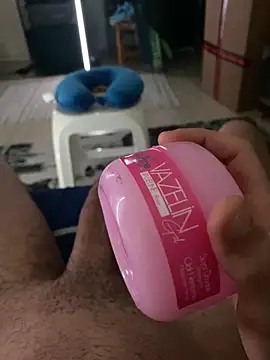 hardboii00 online show from 11, 4, 2026