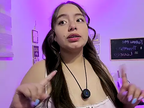 Snapshot of cherry_valeria chatting on 12, 5, 2026 cherry valeria online show from 12, 5, 2026