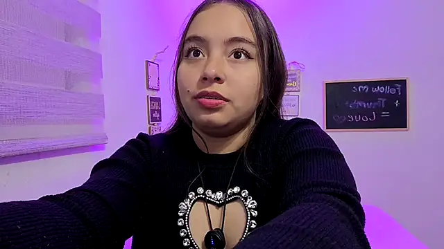 Snapshot of cherry_valeria chatting on 18, 5, 2026 cherry valeria online show from 18, 5, 2026