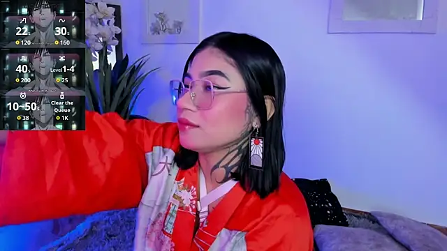 Dimitra hells online show from 4, 4, 2026