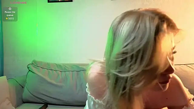 ivygenesis online show from 26, 7, 2026
