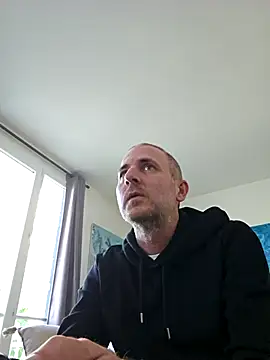 dufatcock online show from 24, 4, 2026