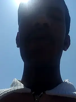 Lipsyguy2295 online show from 13, 3, 2026