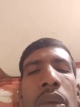 Lipsyguy2295 online show from 17, 3, 2026