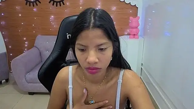 Snapshot of emily_smith_t chatting on 29, 5, 2026 emily smith t online show from 29, 5, 2026