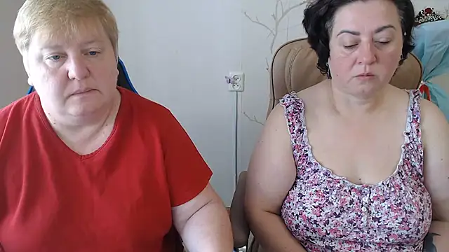 Snapshot of Lindy-Jeanie chatting on 25, 7, 2026 Lindy-Jeanie online show from 25, 7, 2026