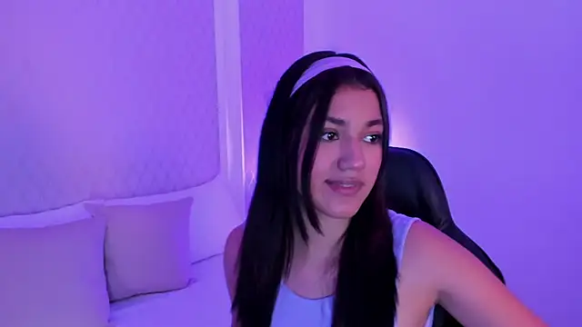 cristin collins online show from 11, 4, 2026