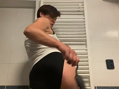 DtPORNBITCH online show from 3, 6, 2026