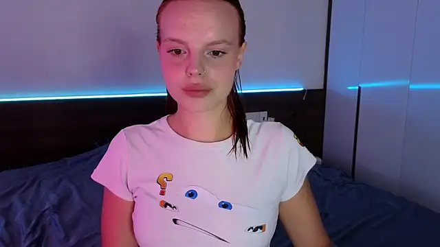 Snapshot of mollybossy chatting on 19, 7, 2026 mollybossy online show from 19, 7, 2026