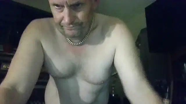 Snapshot of strokingjoe14585 chatting on 18, 4, 2026 strokingjoe14585 online show from 18, 4, 2026