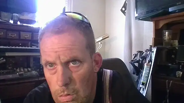 Snapshot of strokingjoe14585 chatting on 25, 4, 2026 strokingjoe14585 online show from 25, 4, 2026