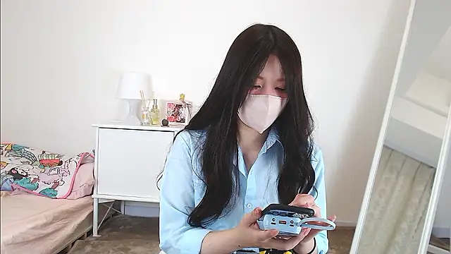 Lotus Rinka online show from 6, 5, 2026