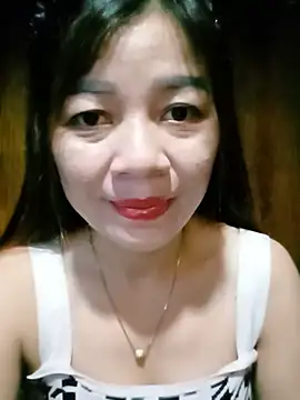 Snapshot of Yiyi102300 chatting on 21, 6, 2026 Yiyi102300 online show from 21, 6, 2026