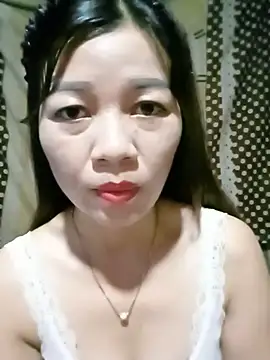 Snapshot of Yiyi102300 chatting on 30, 6, 2026 Yiyi102300 online show from 30, 6, 2026