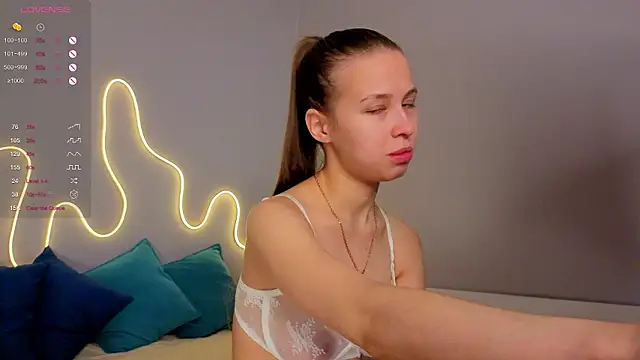 Emma dream  online show from 13, 7, 2026