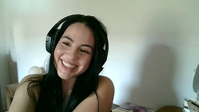 AnabeleNogueira online show from 10, 6, 2026