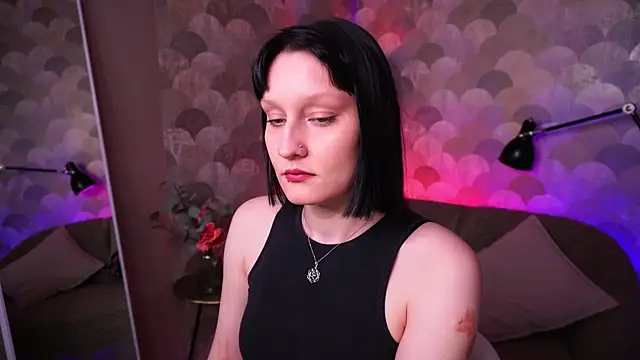 Velvet Lily online show from 13, 4, 2026