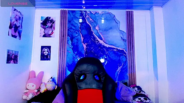 Snapshot of blonde_queen- chatting on 30, 5, 2026 blonde queen- online show from 30, 5, 2026