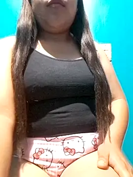 YiiZ 019 online show from 12, 4, 2026