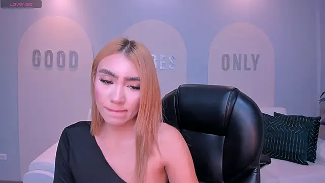 AlessiaMilanoX online show from 23, 4, 2026