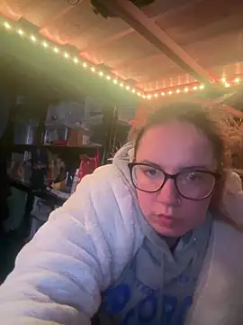 Snapshot of curvyneon chatting on 31, 3, 2026 curvyneon online show from 31, 3, 2026