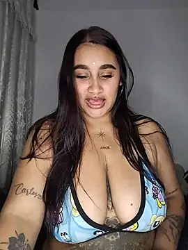 Snapshot of Mia_skyy18 chatting on 30, 7, 2026 Mia skyy18 online show from 30, 7, 2026