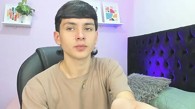 Andrew restrepoo online show from 16, 6, 2026