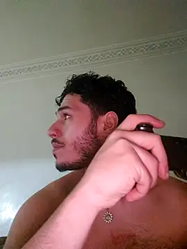 Thewildaliii0 online show from 22, 4, 2026