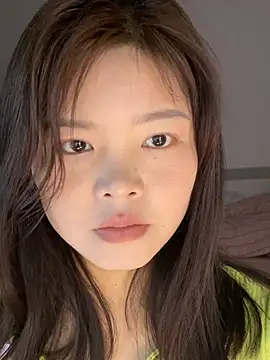 Snapshot of Flowers018 chatting on 16, 3, 2026 Flowers018 online show from 16, 3, 2026