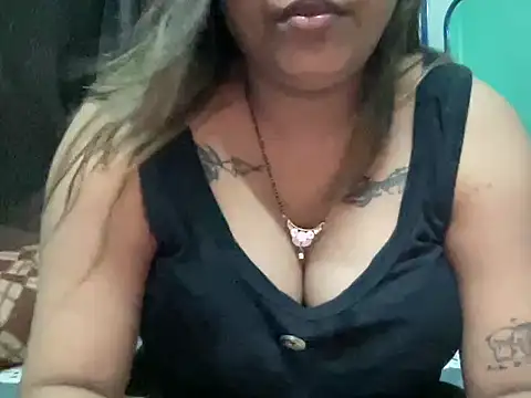 Snapshot of NAUGHTY_ANSHU chatting on 8, 7, 2026 NAUGHTY ANSHU online show from 8, 7, 2026