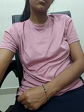 Snapshot of aushi_rajput chatting on 23, 5, 2026 aushi rajput online show from 23, 5, 2026