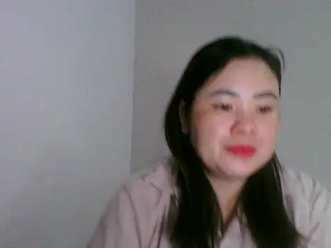 Snapshot of Tits28-2 chatting on 29, 4, 2026 Tits28-2 online show from 29, 4, 2026